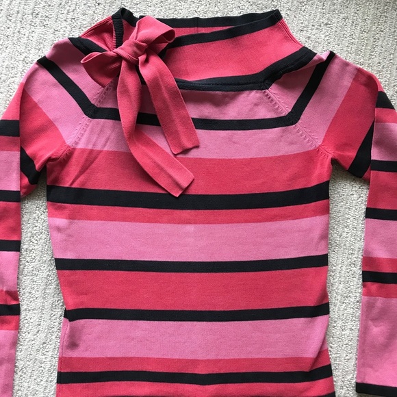 🎉🎉HOST PICK 🌺🌺 CARLISLE WOMENS SWEATER - Picture 5 of 9